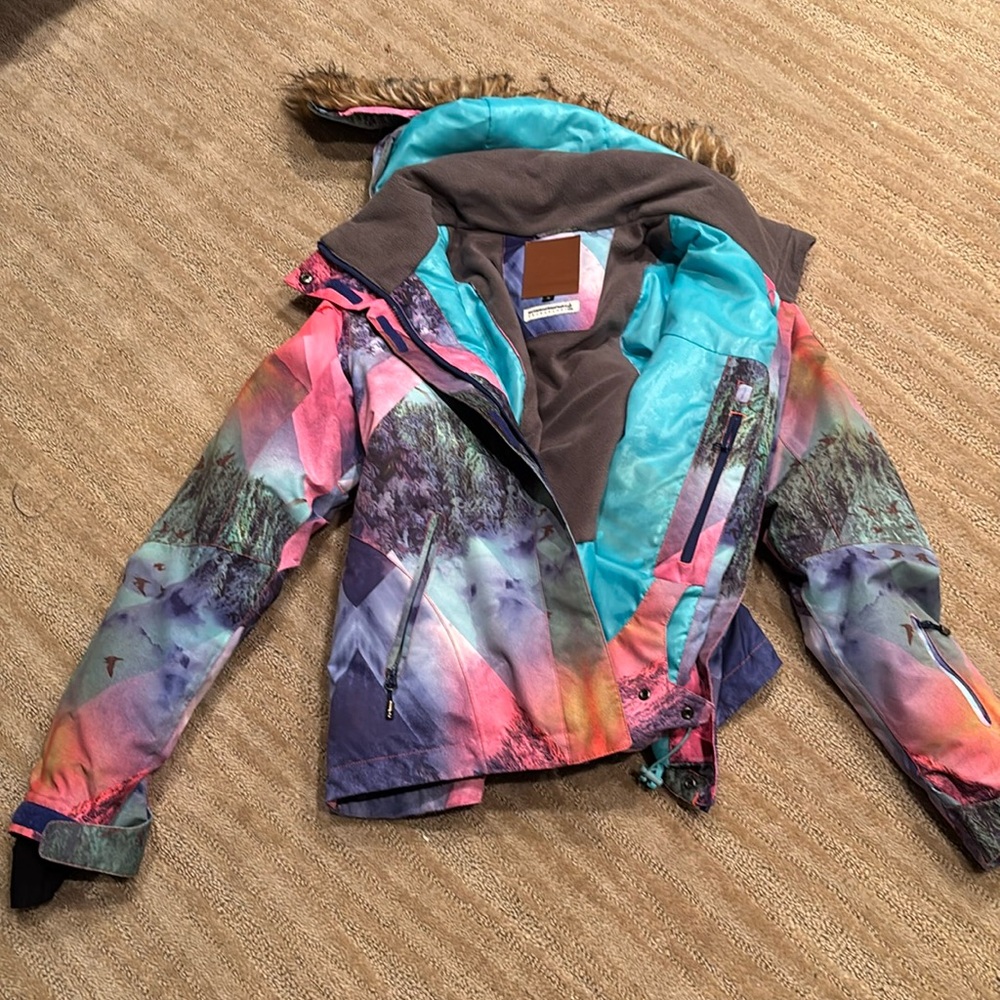 Gsou Snow Juniors small ski jacket